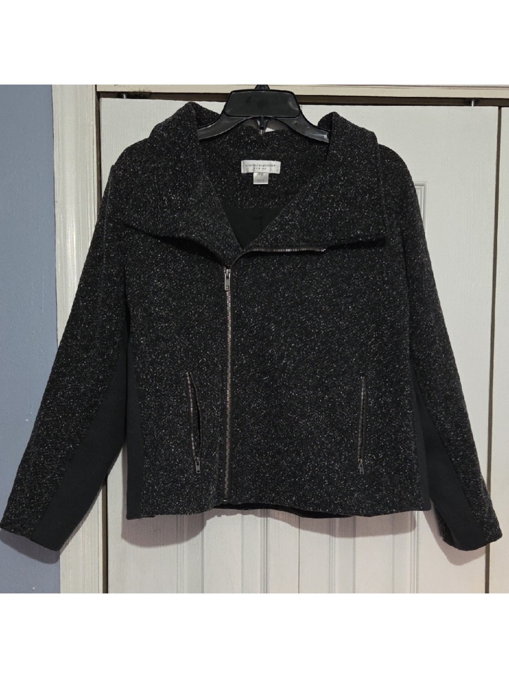 Christopher & Banks Black Tweed Zip-Front Hooded Blazer
19-06